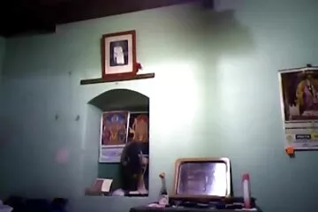 वसा पति एचडी ब्लू बीएफ फिल्म खड़े उसकी पत्नी बड़ी प्राकृतिक स्तन गिर देता है