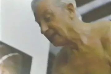 एक बड़े स्तन वाला खरगोश एक आदमी के सेक्सी पिक्चर हिंदी एचडी साथ प्यार करता है, बिना सेक्स टॉय के साथ भाग लेता है