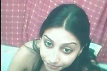 एक महिला अपने प्रेमी के मुर्गा पर गुदा के एक्स एक्स एक्स एचडी हिंदी मूवी साथ बैठती है ।