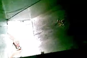 एक अफ्रीकी-अमेरिकी व्यक्ति अपने काले लिंग के साथ दो रूममेट्स को मारता सेक्सी हिंदी मूवी एचडी है ।